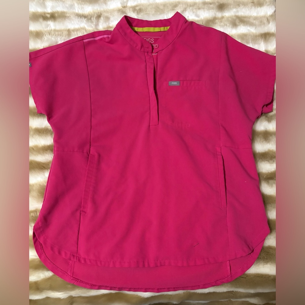 Figs Shocking Pink Montex Scrub Top Size: Small